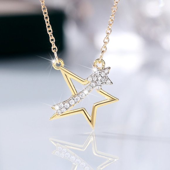 🌸Crystal Clear Micro Pave Hollow 14K Gold Plated Star Pendant Necklace,MARR9009 - Picture 4 of 4